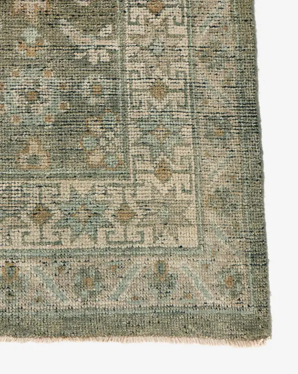 Refined Soft-Underfoot Hand-Knotted Wool Area Rug