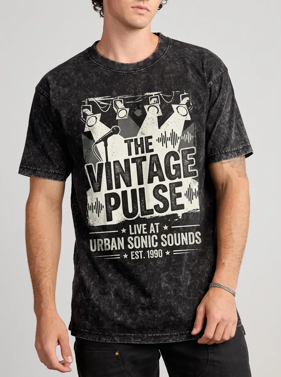 Men's Music Lover Vintage Pulse Microphone Printed T-shirt