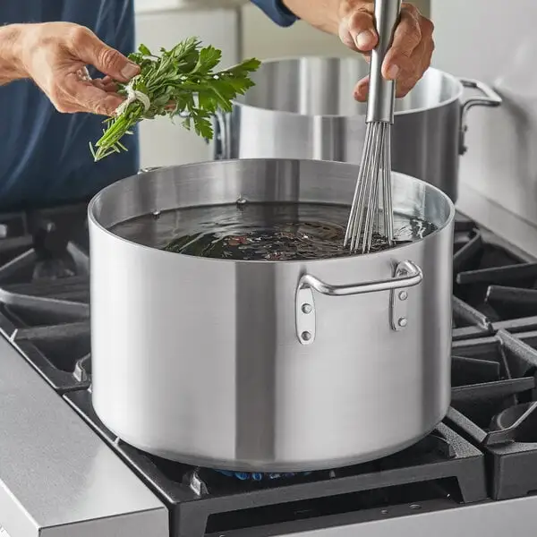 Space-Saving Aluminum Sauce Pot
