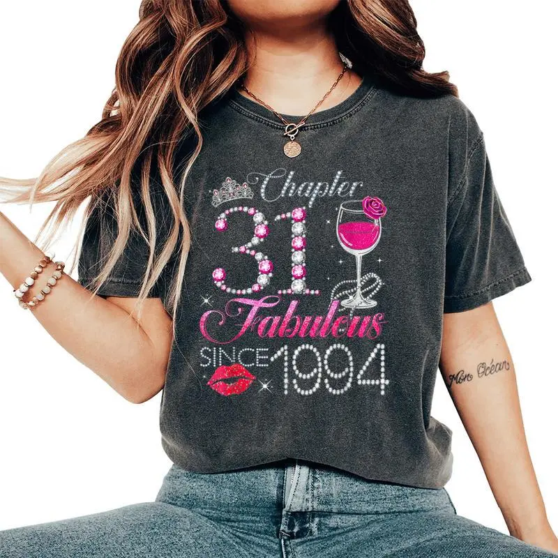 Chapter 31 Fabulous Since 1994 31St Birthday Queen Diamond Women's Oversized Comfort T-Shirt