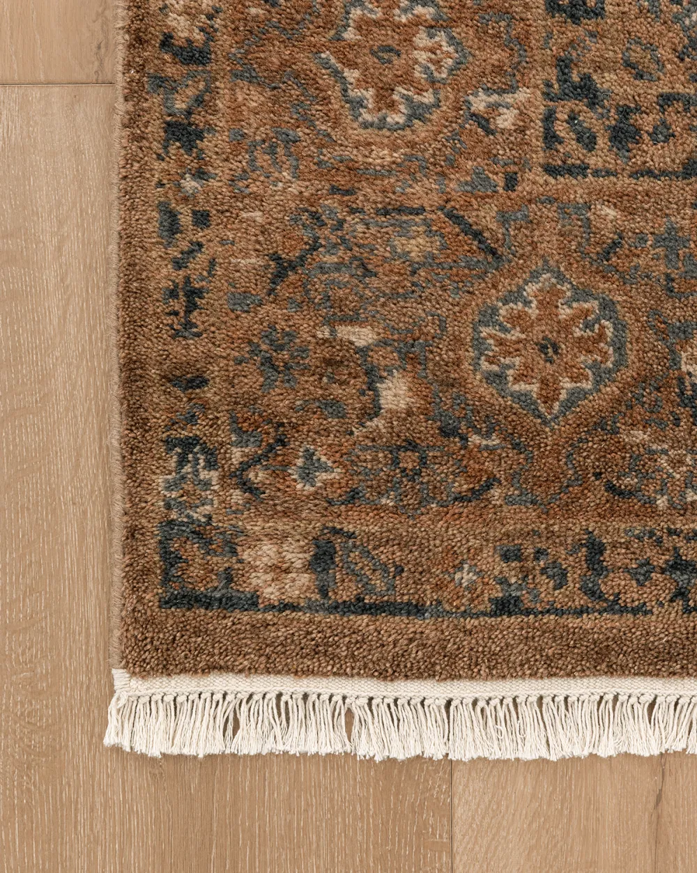 Refined Heirloom-Inspired Hand-Knotted Wool Area Rug