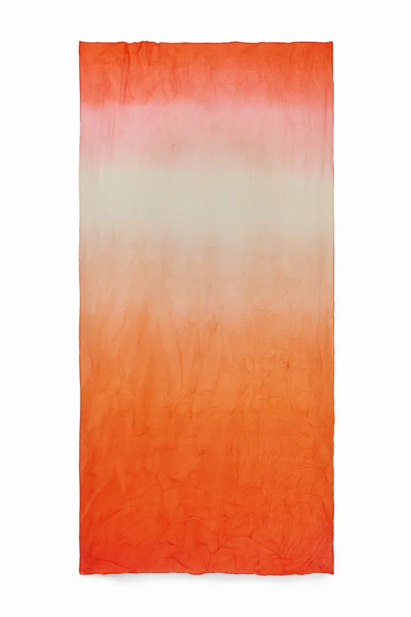 Gradient pleated rectangular scarf