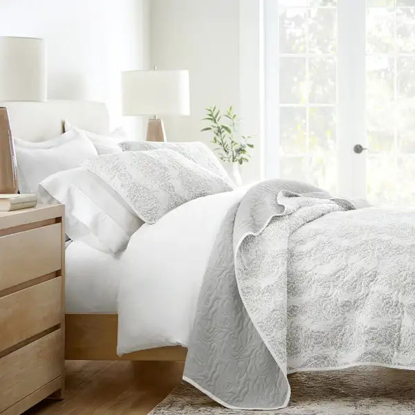 Distressed Damask Reversible Quilted Coverlet Set