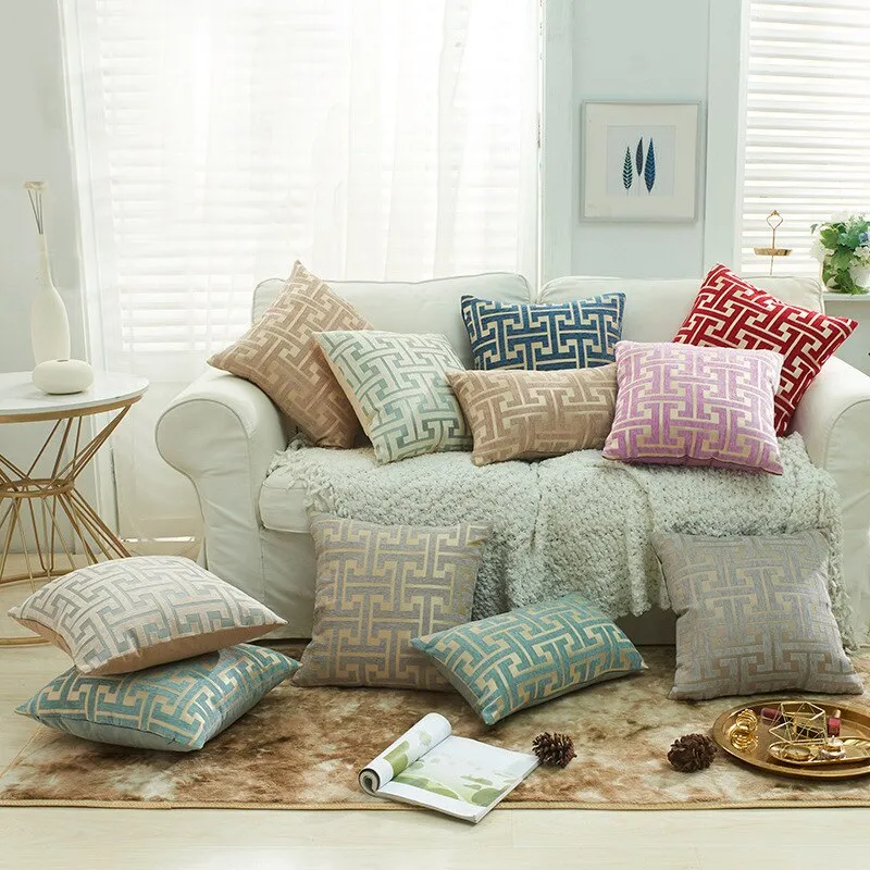 Refined Decorative Throw Blanket