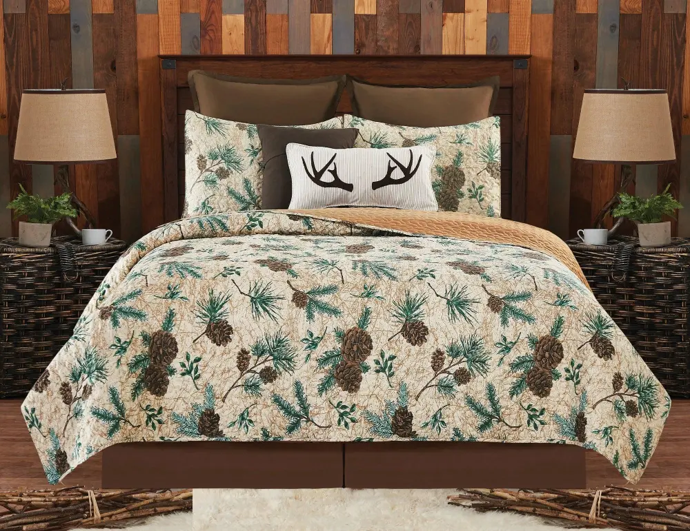 Quilted Pine Motif Quilt Set