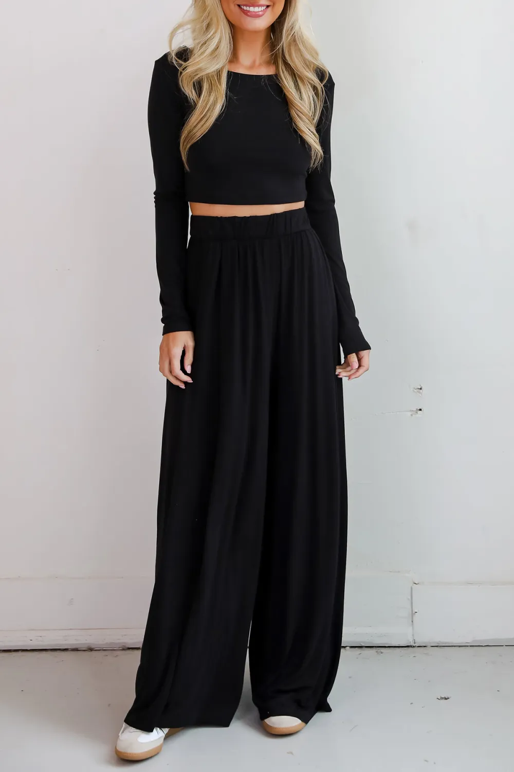 Black High-Waisted Wide Leg Pants