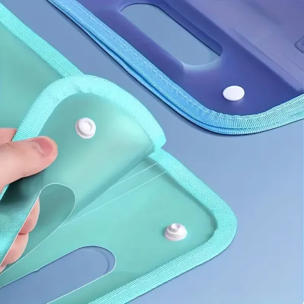 Contrast Color Expanding File Folder