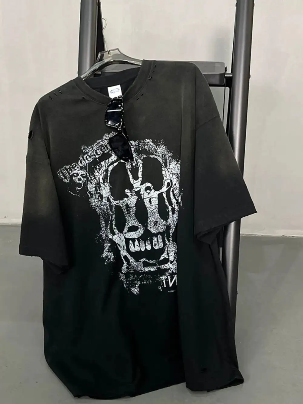 Utility Graphic Crew Neck Half Sleeve Tee