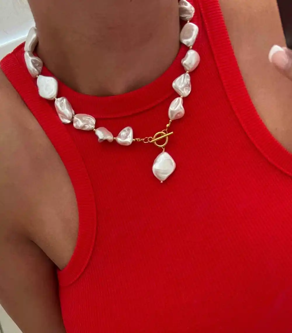 Chunky Pearl Statement Necklace