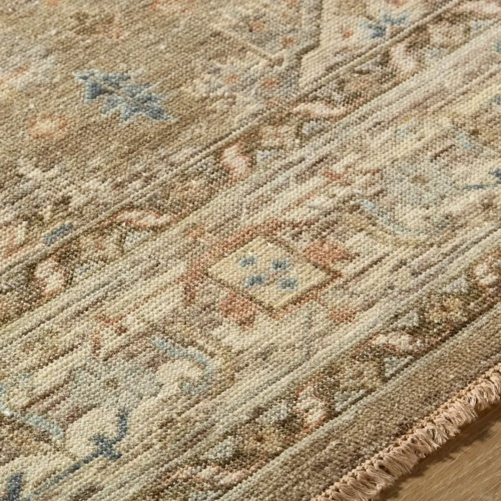 Patterned Wool Fringe Carpet