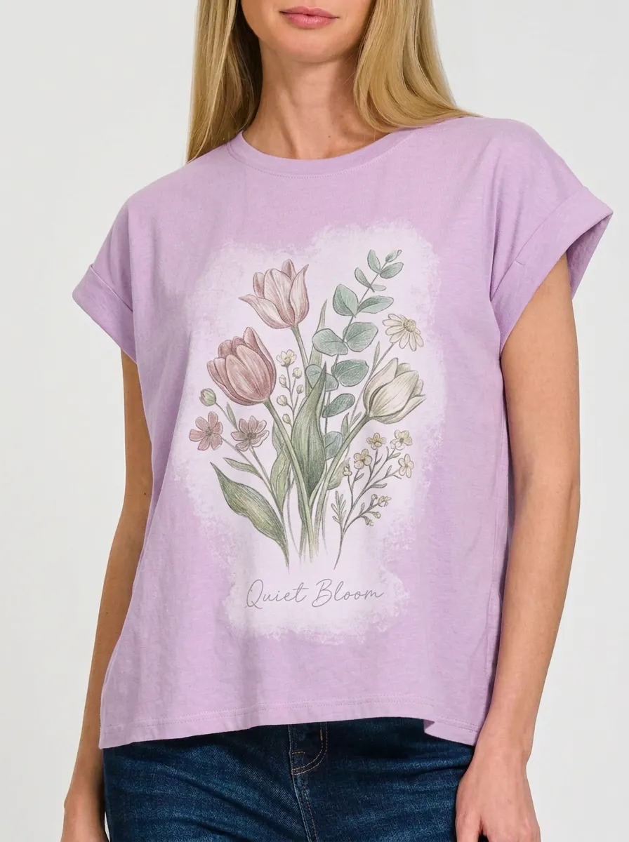 Women's Quiet Bloom Floral Tulip Bouquet Printed T-shirt