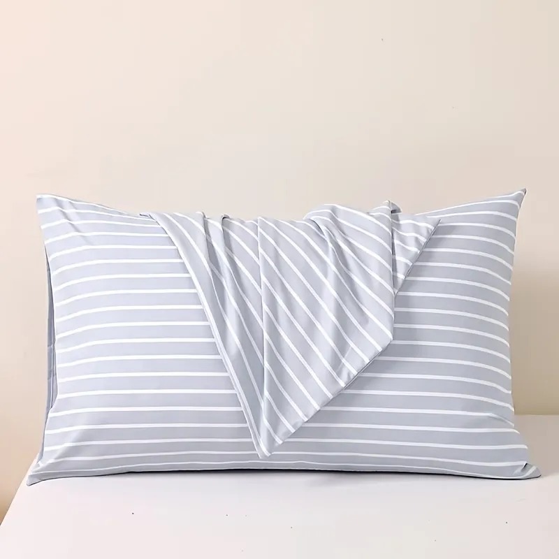 2 Pcs Minimalist Striped Pillow Cover