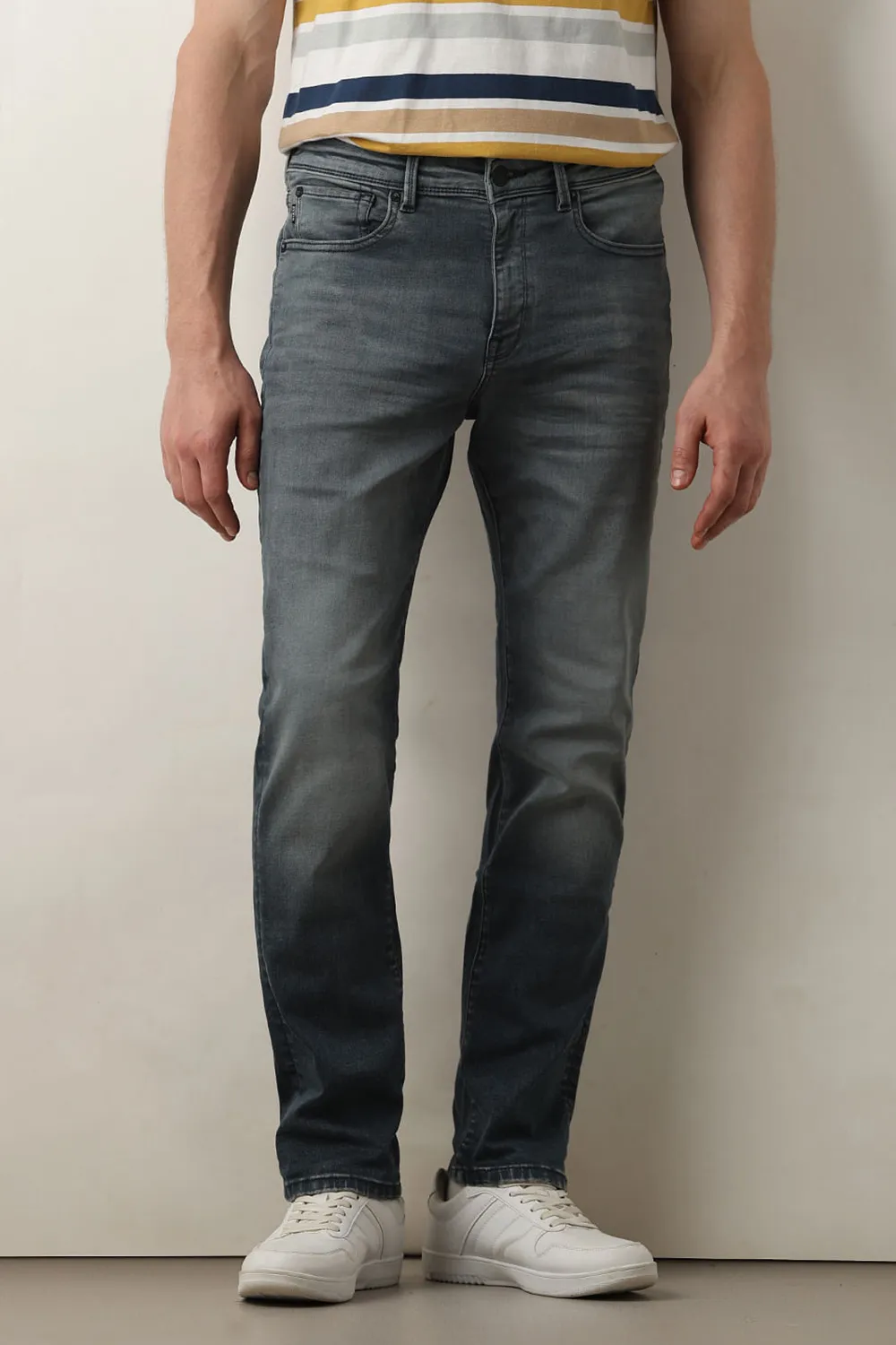 Dark Blue Mid Rise Scott Straight Fit JEANS