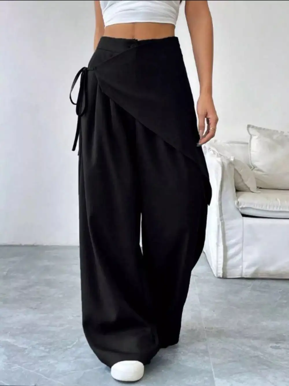Pocketed Wide Leg Trousers