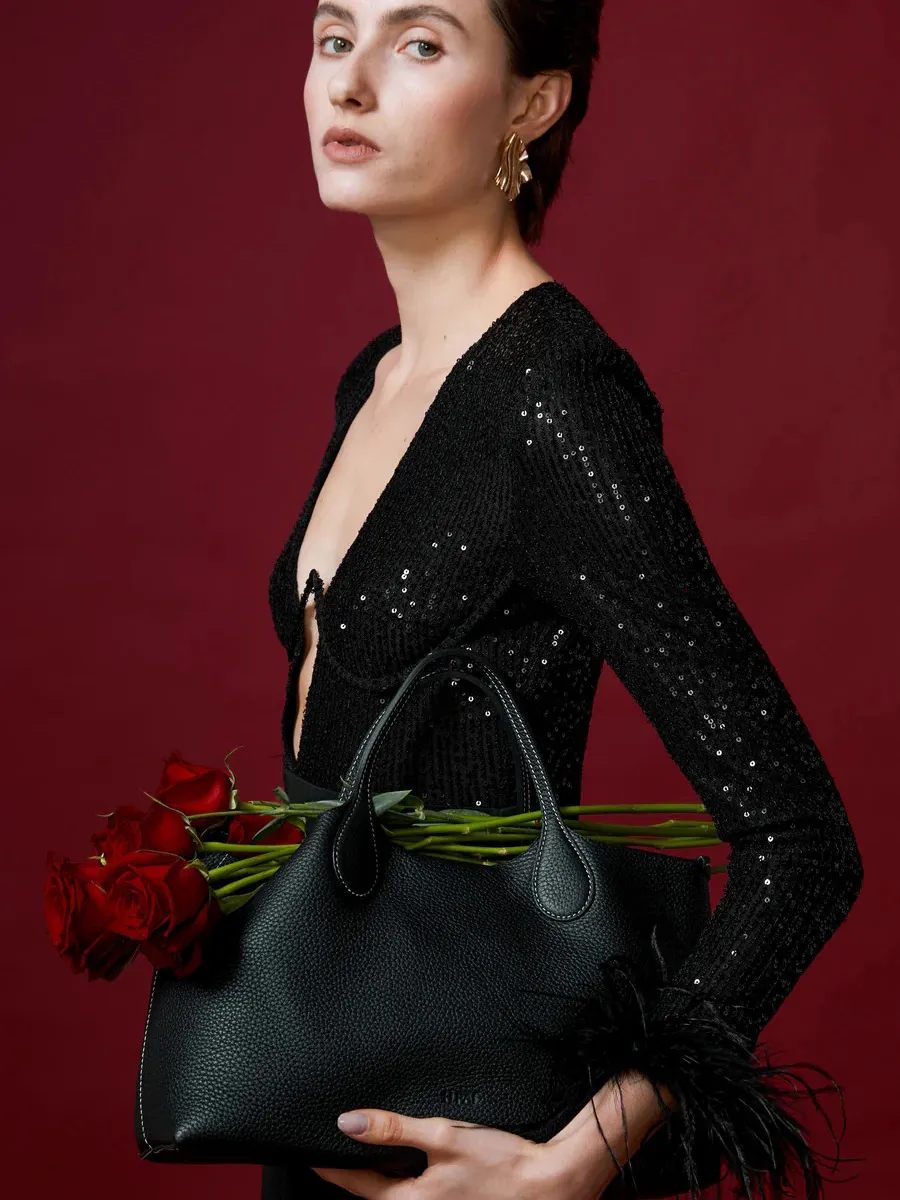 Evaline Tote M Bag in Leather