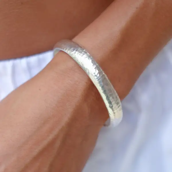 Reflections Slim Silver Bangle
