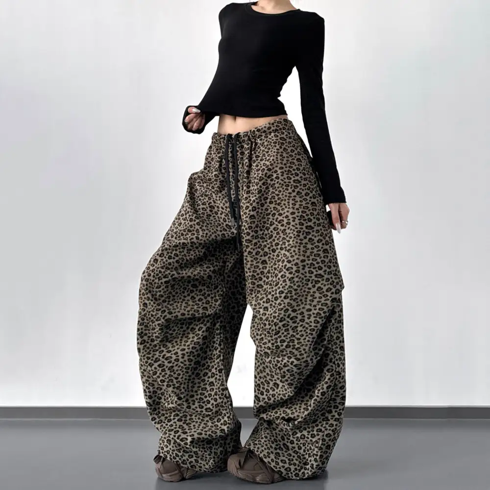 Women's Modern Fit Leopard Print Printed Pants