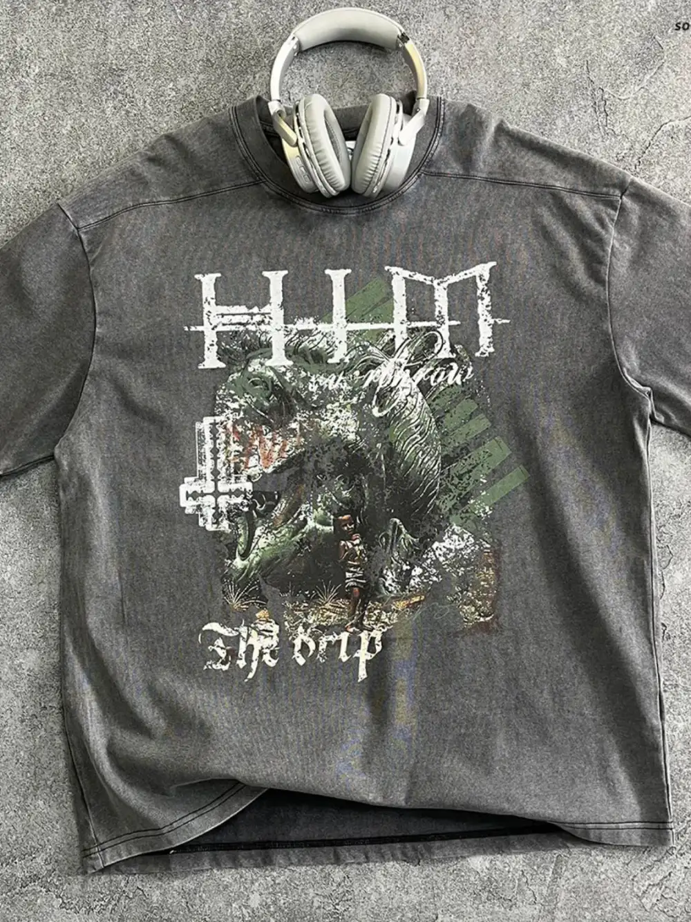 Loose Fit Graphic Crew Neck Half Sleeve Tee