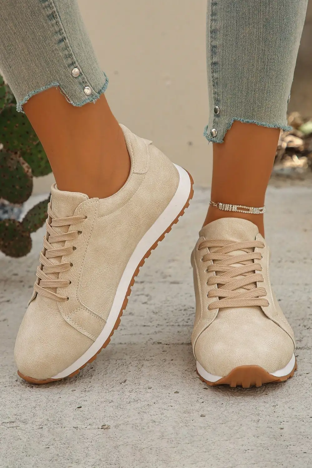 Suede Lace Up Casual Sneakers