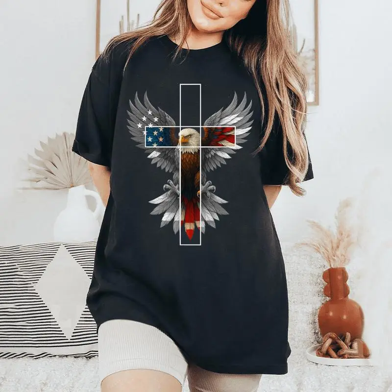 American Flag Eagle Cross Christian 4Th Of July Patriotic Women's Oversized Comfort T-Shirt