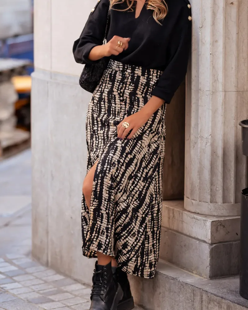 Easy Fit Skirt
