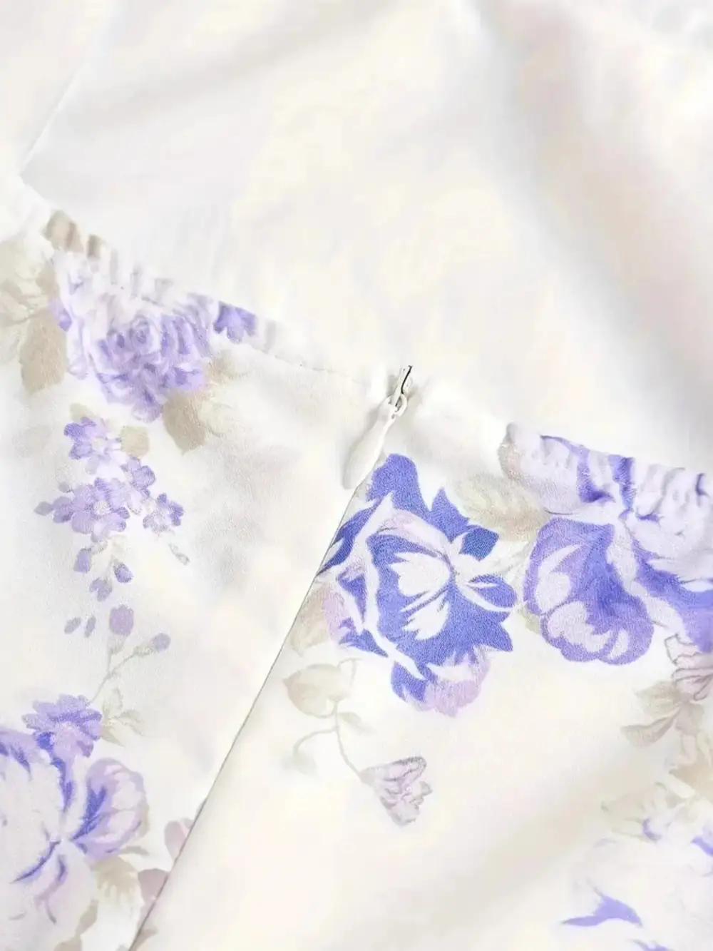 Balanced Detail Floral Ruffle Mini Dress