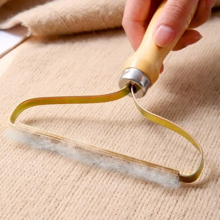 Reusable Lint Remover Brush