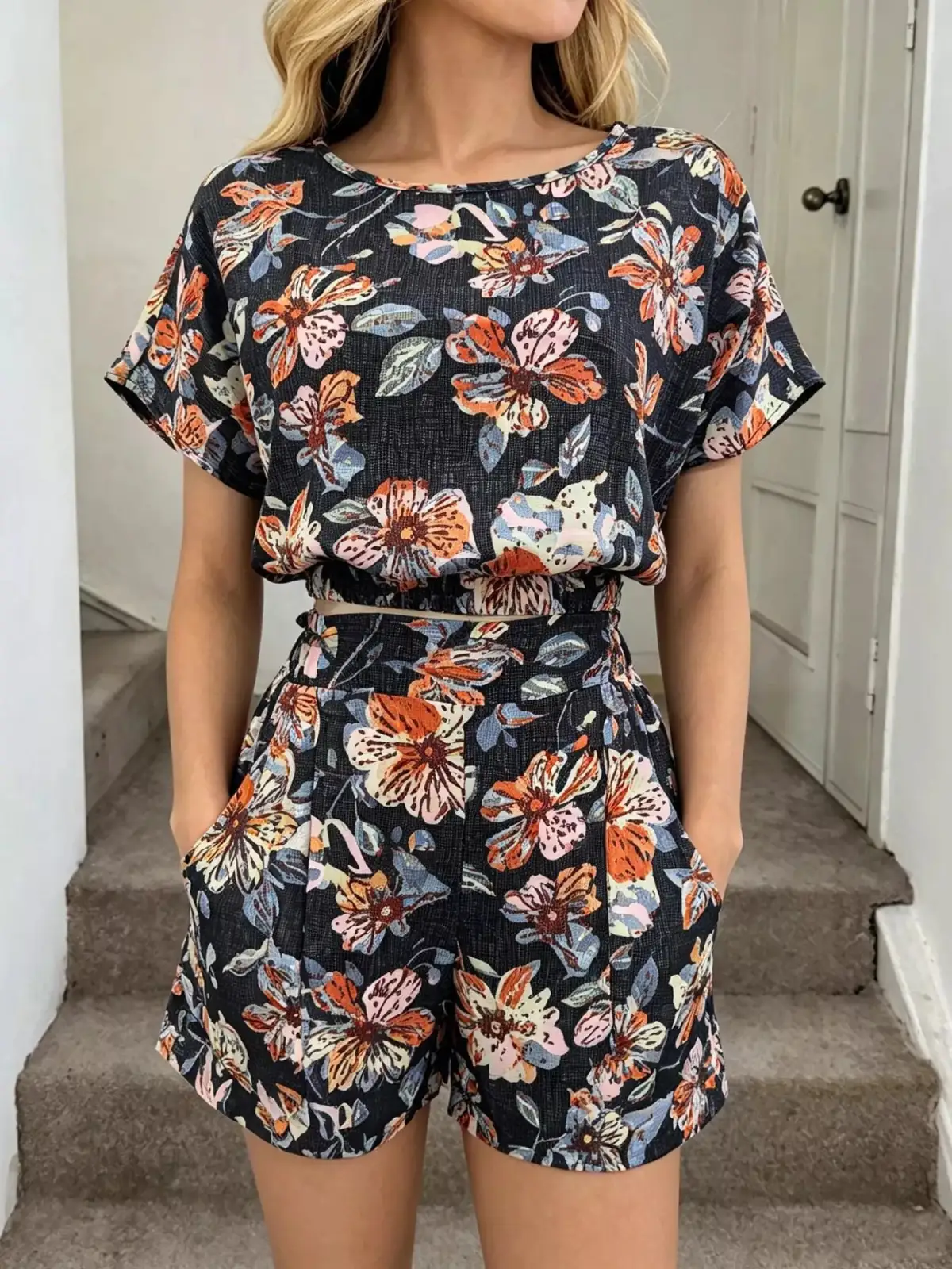 Pocketed Floral-Print Top and Shorts Matching Set