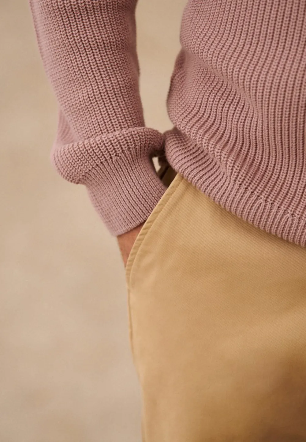 Vintage Pink Ribbed Knit Crew Neck Sweater