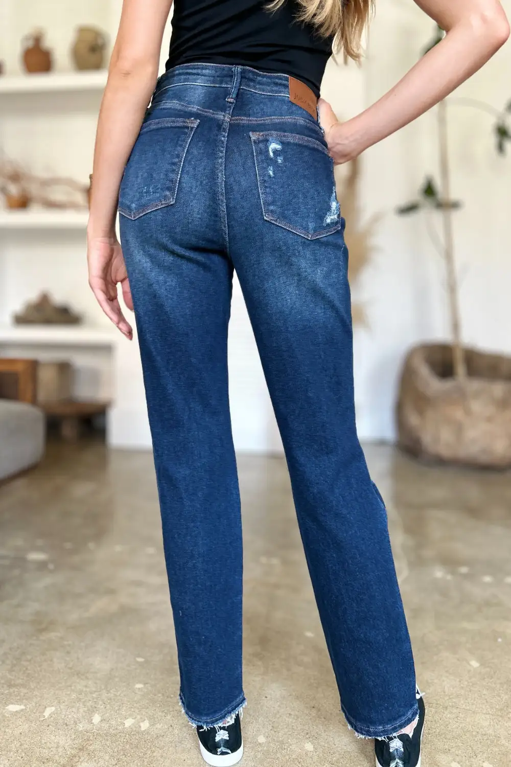 Comfort-Fit High Waist Jeans