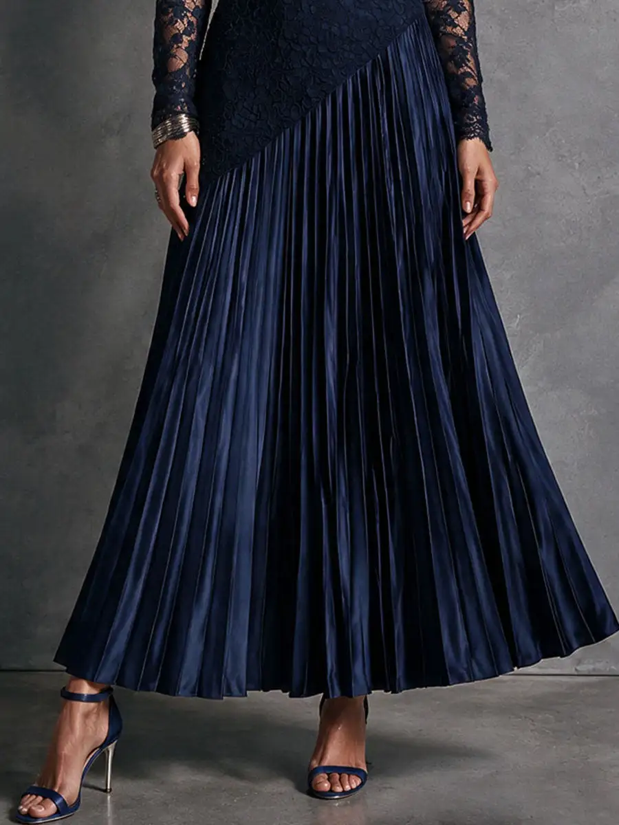 Elegant Mock Neck Lace Patchwork Pleated Satin Evening Maxi Dress