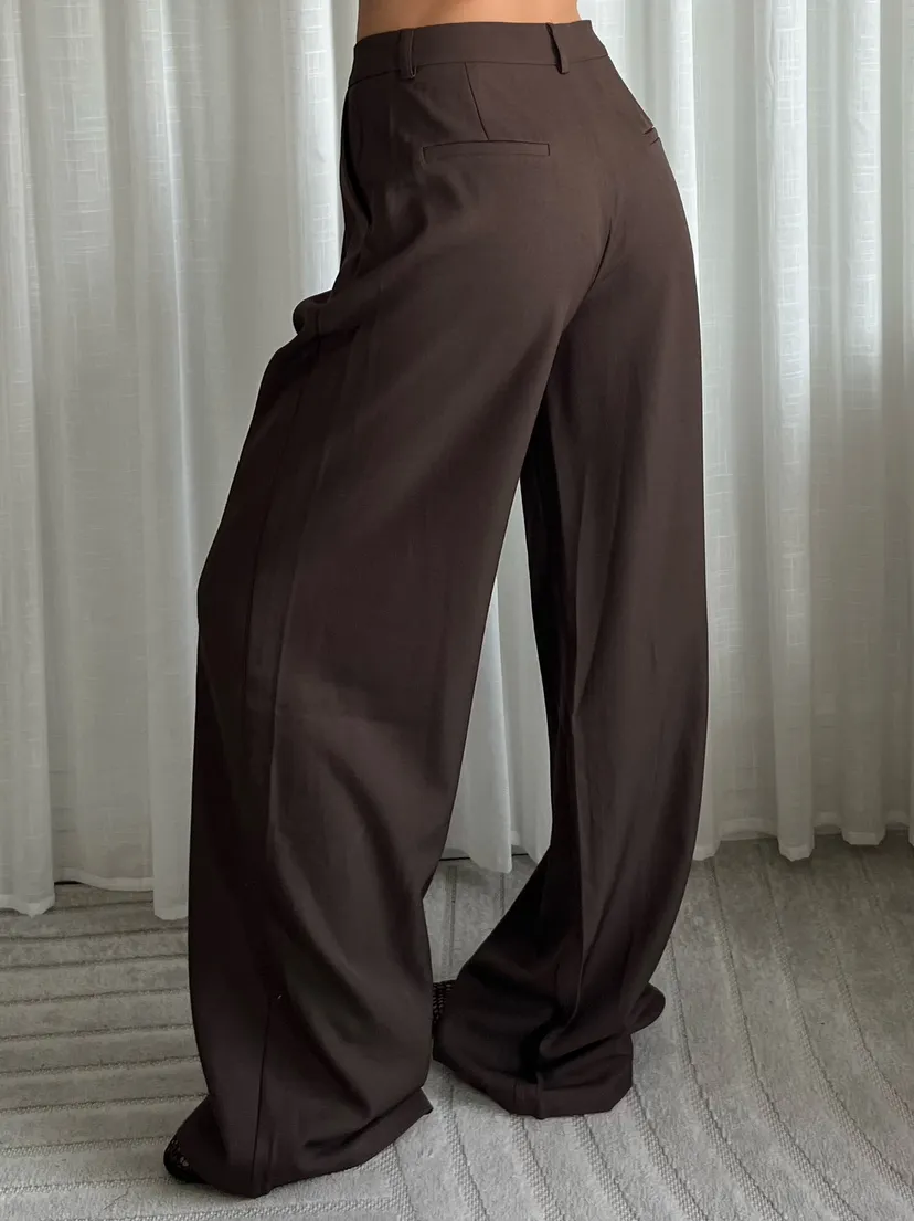 Clean Mid Rise Wide Leg Pants