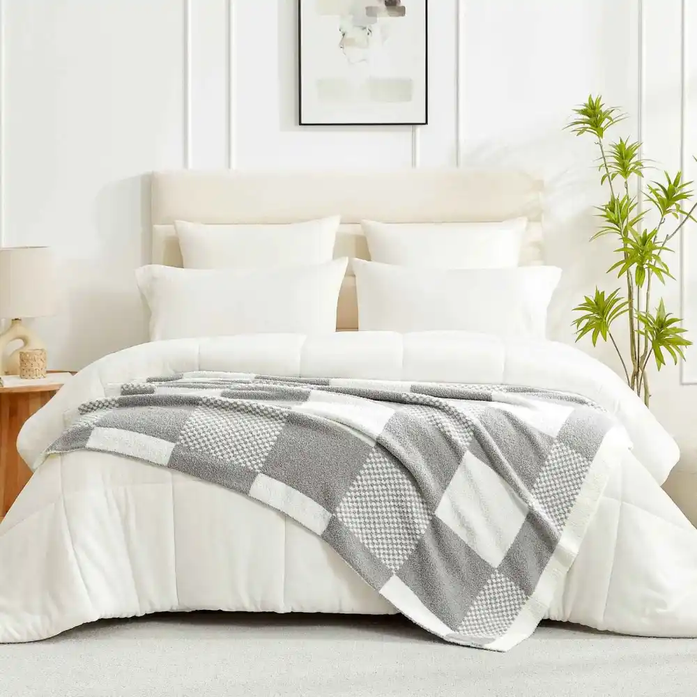 Cozy Large-Check Blanket