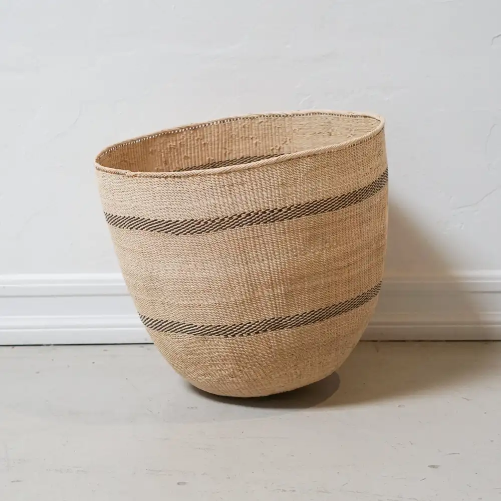 Basket with Perisi Fungi