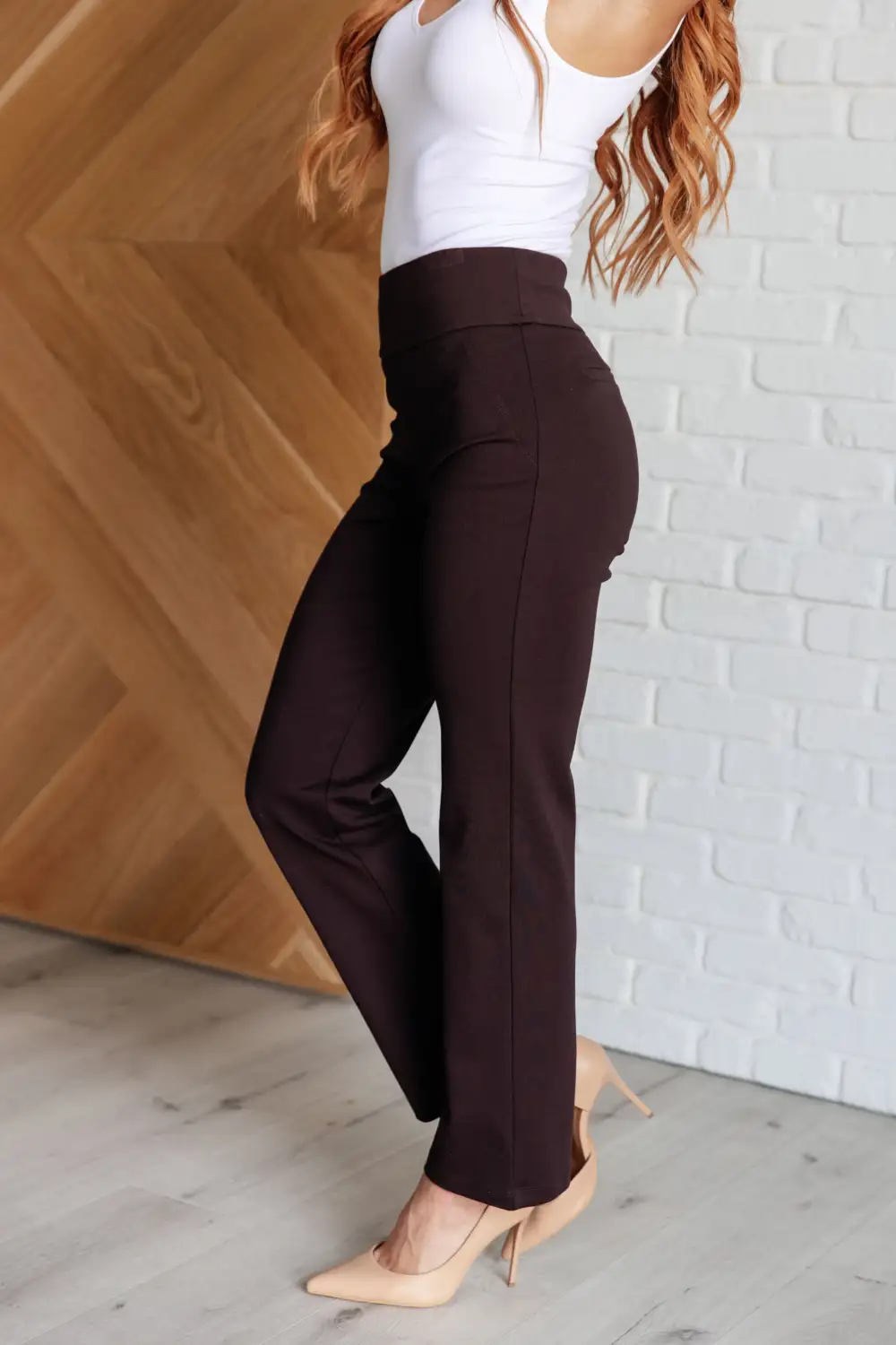 Magic Straight Pants In Chocolate