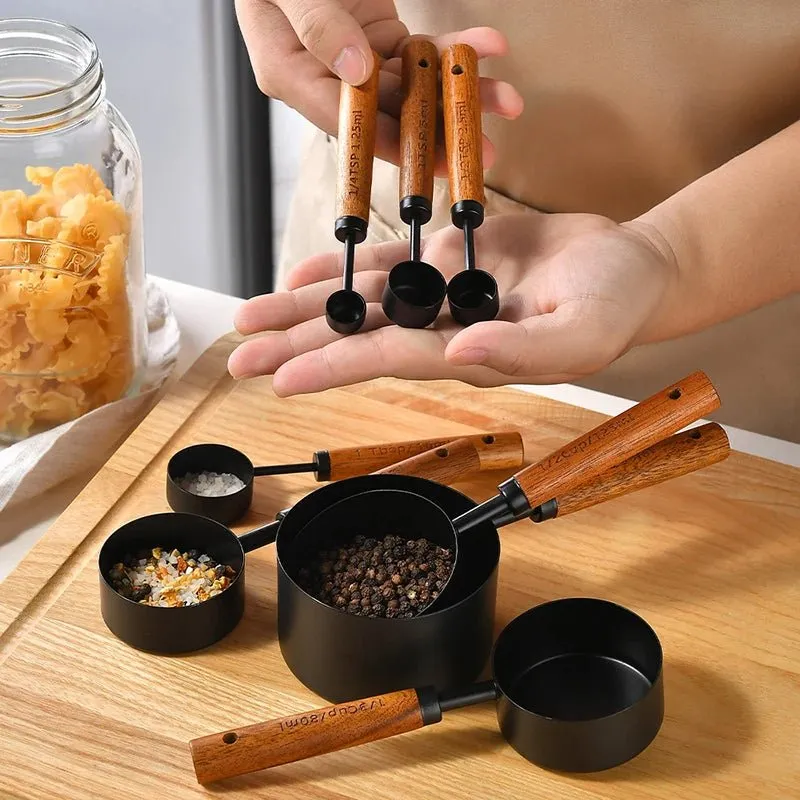 Walnut Stainless Measuring Set