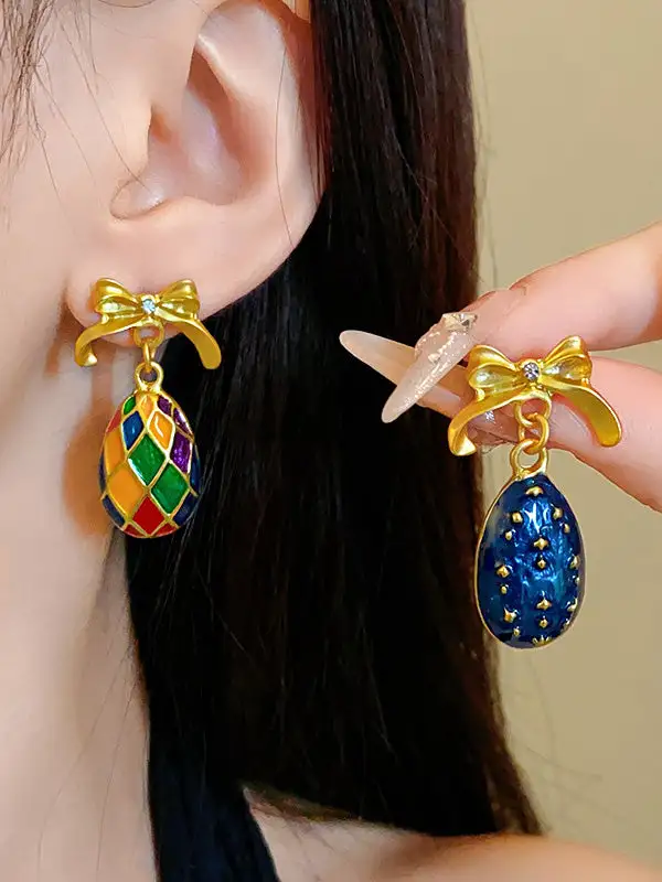 Polished Vintage-Inspired Drop Earrings