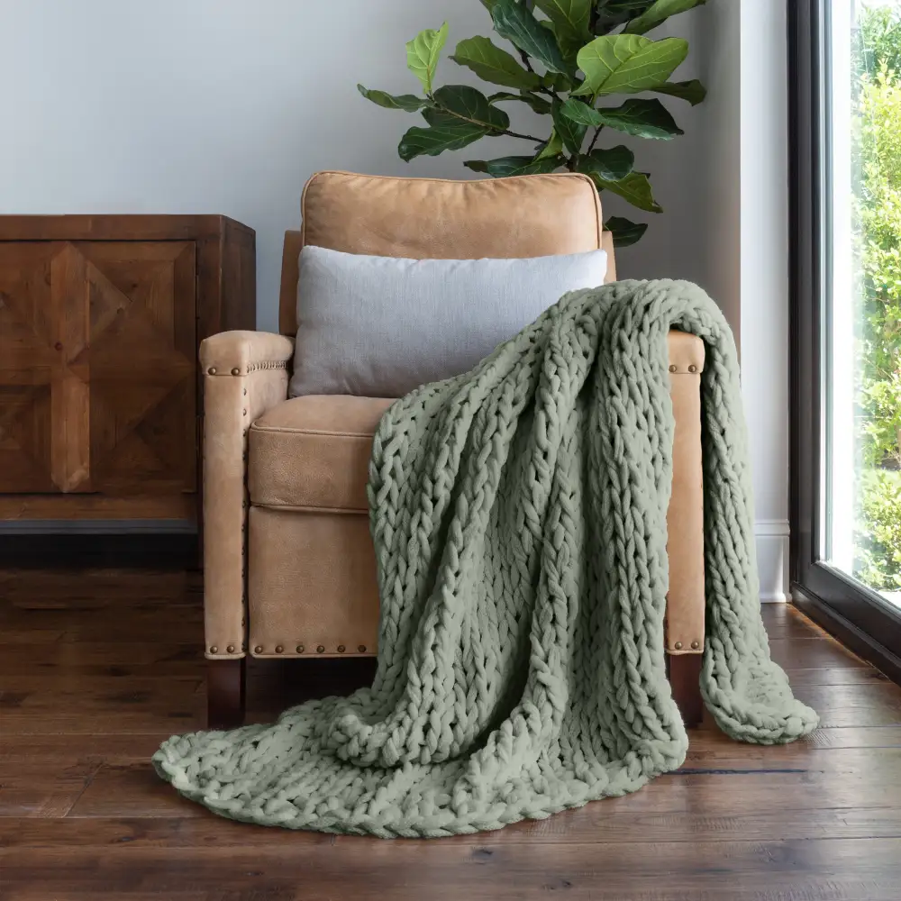 Chunky Knit Throw Blanket