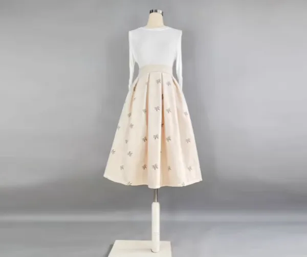 Modern Essential Everyday Casual Embroidered Skirt