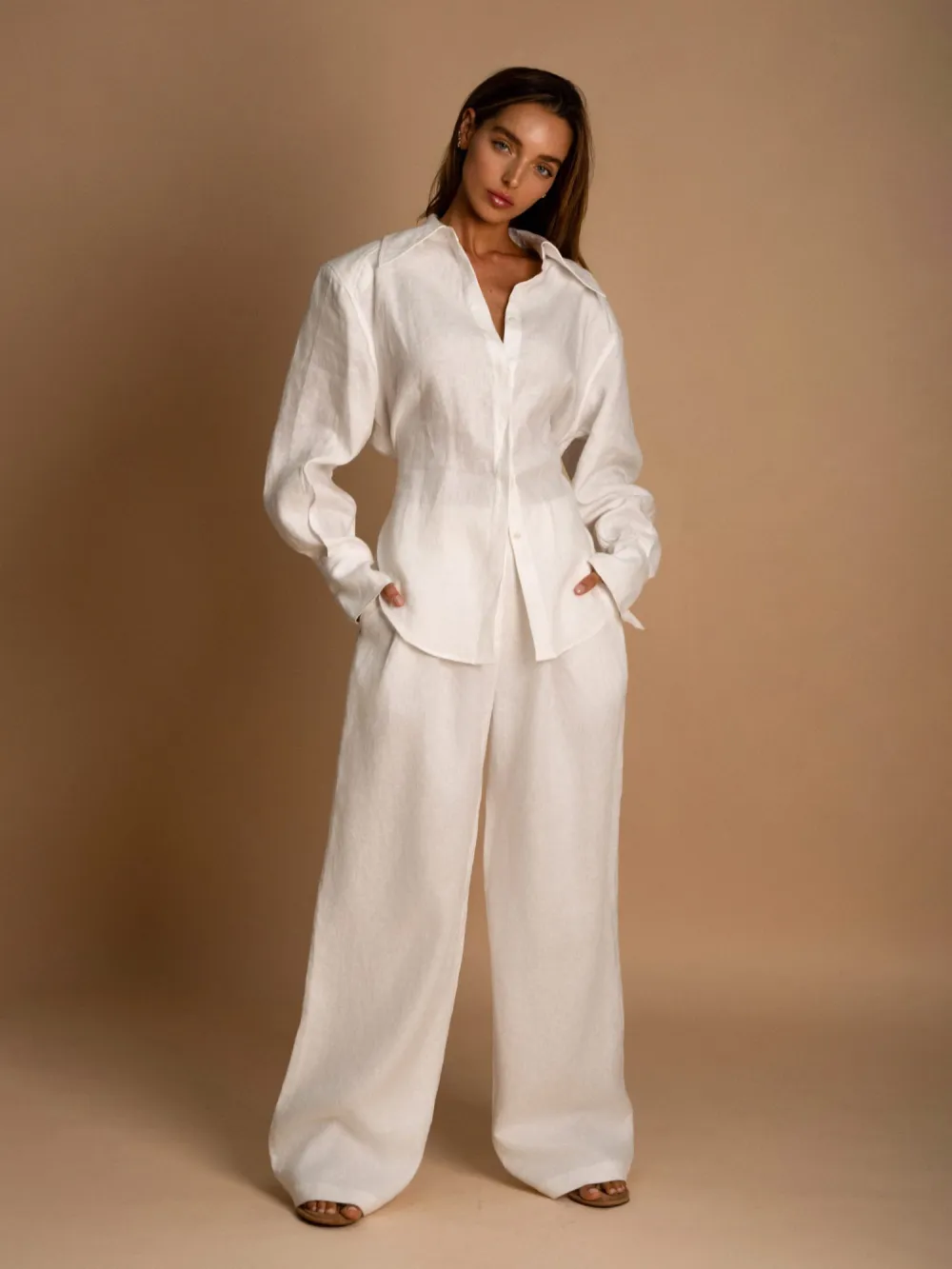 Mary Minimalist Linen Set