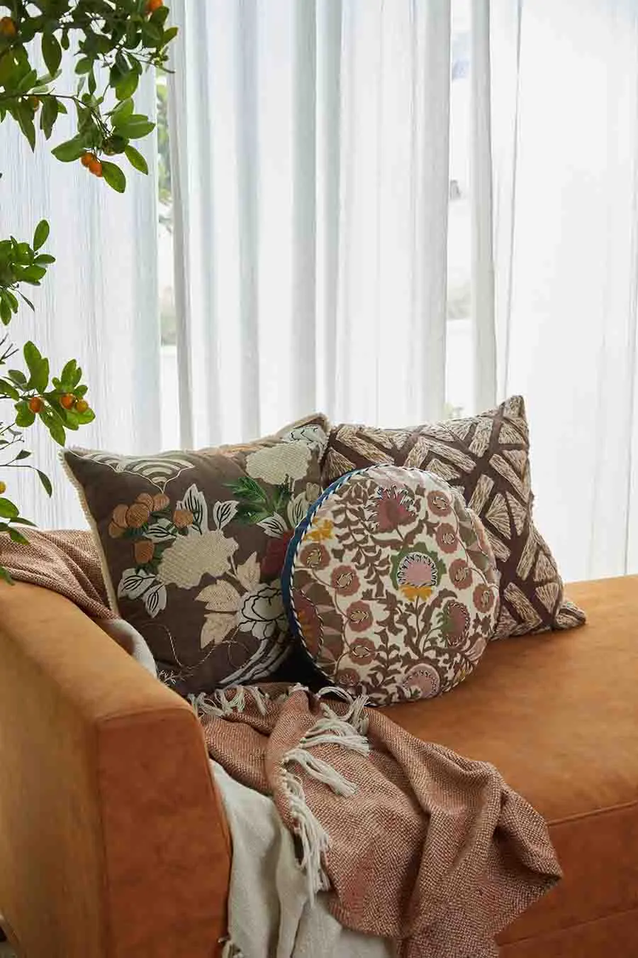 Refined Accent Cotton Decorative Cushion Cover
