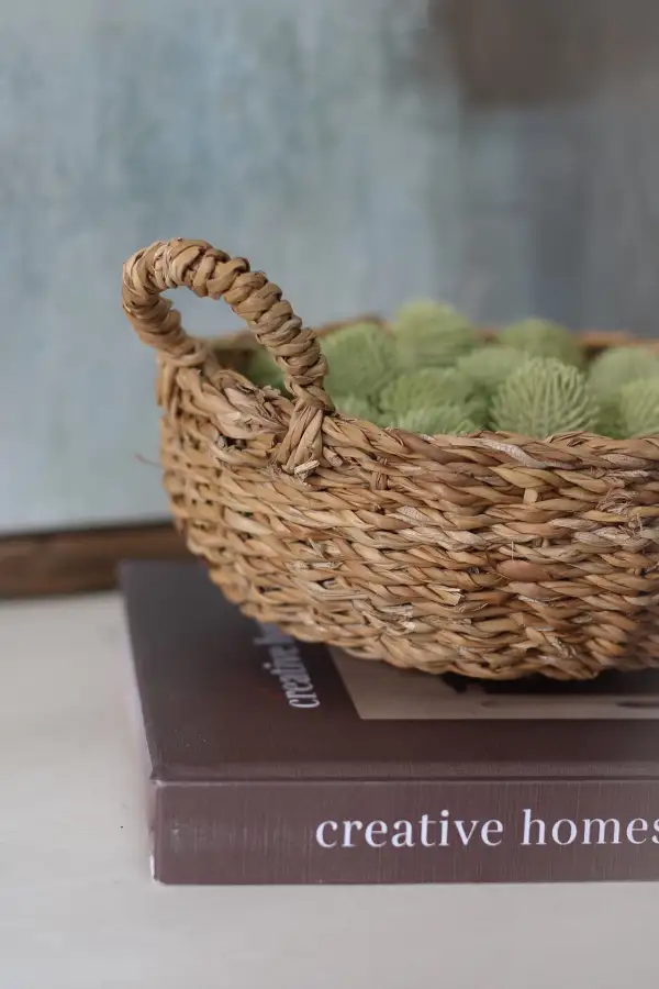 Round Seagrass Basket with Handles