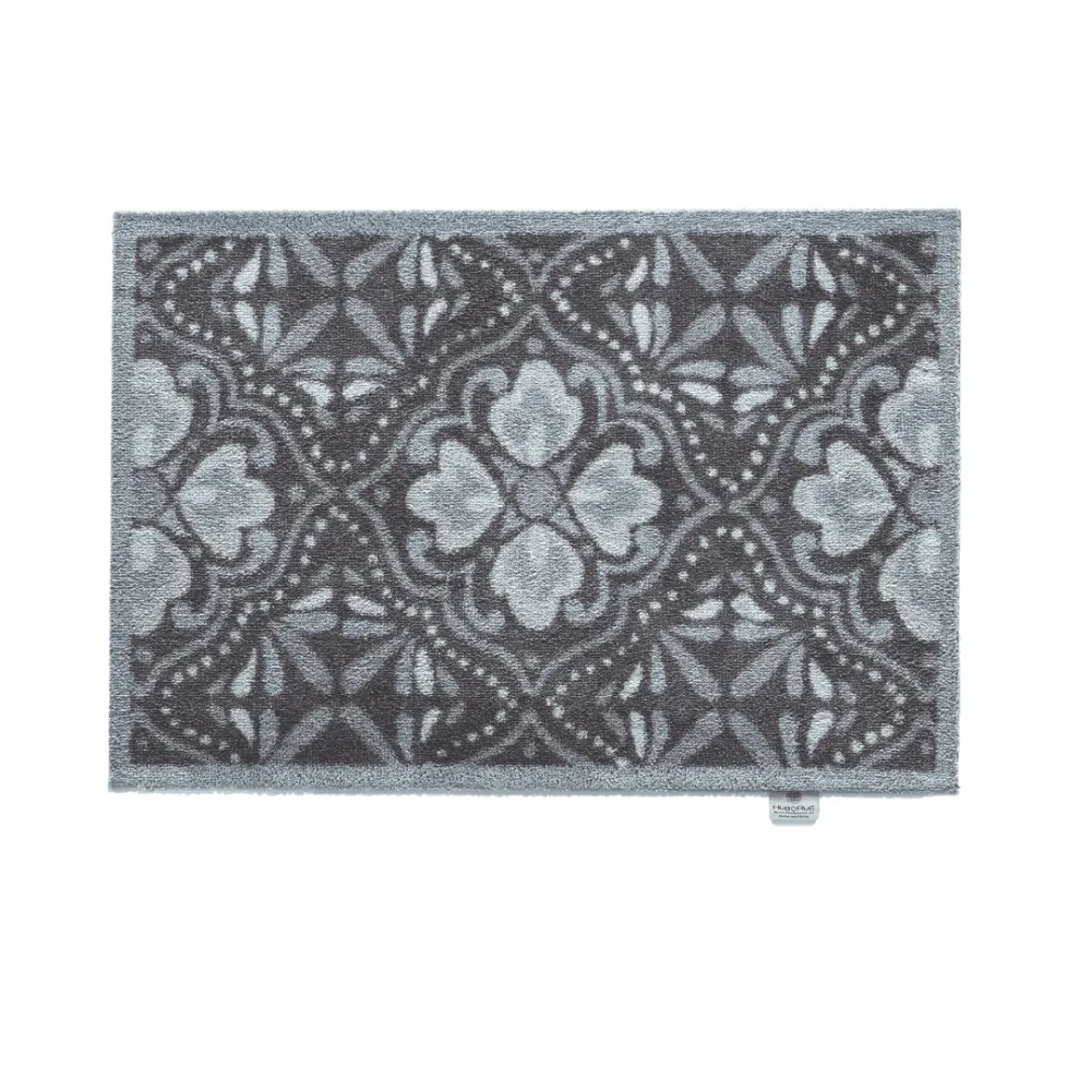 Traditional Floral Door Mat