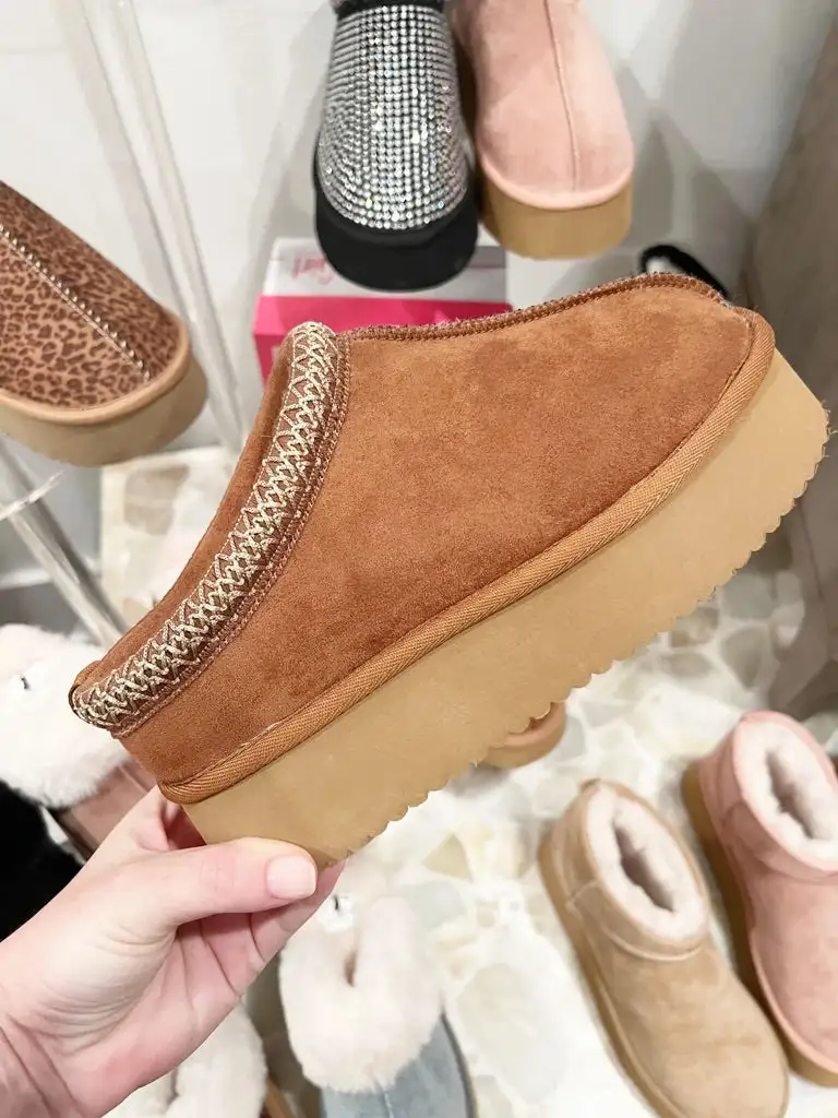 Easygoing Suede Casual Shoes