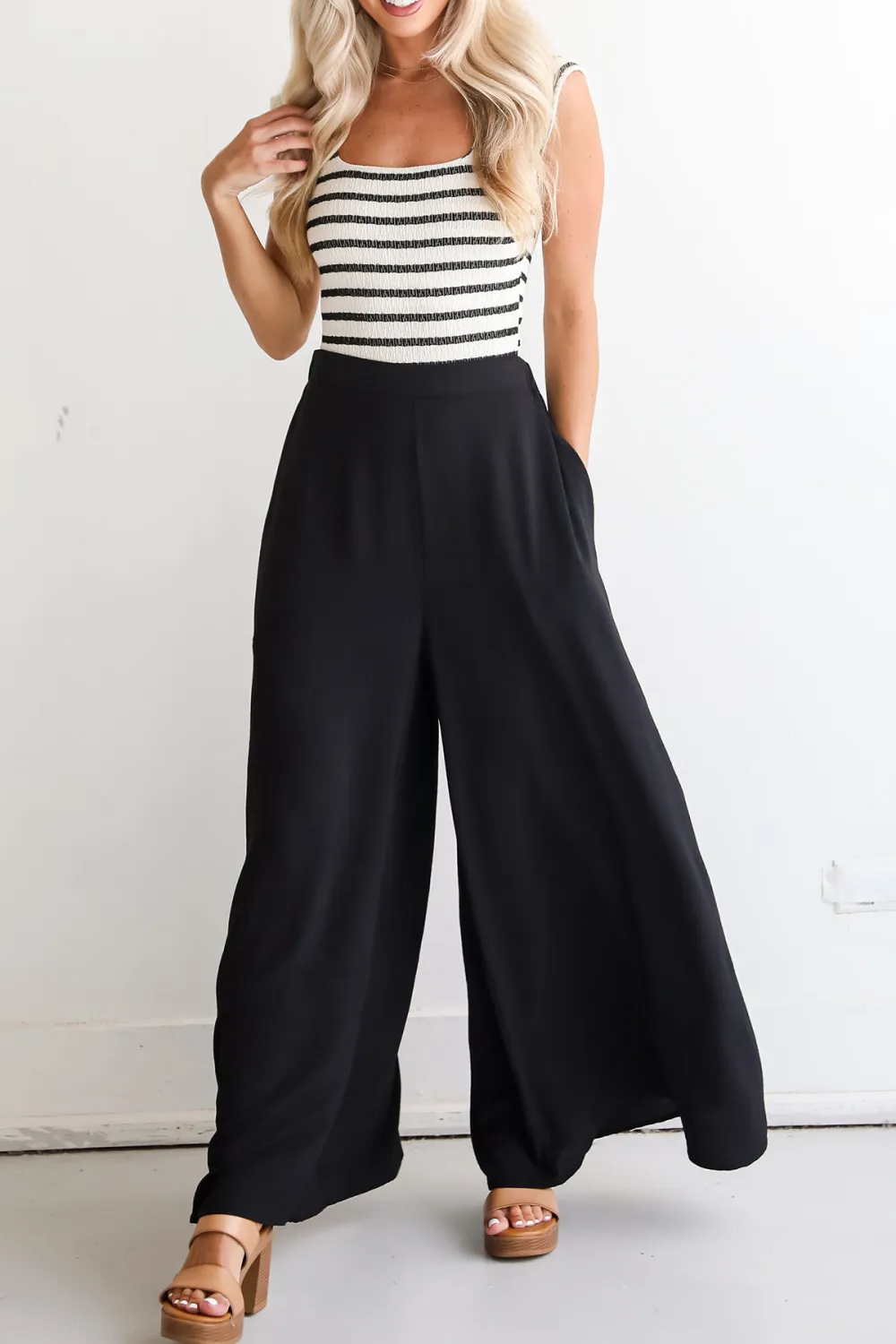 Slight Stretch Wide Leg Pants