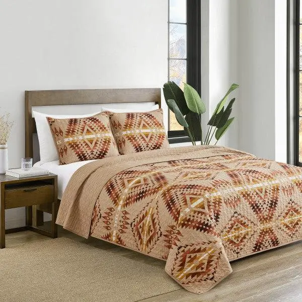 Casual Quilted Geometric Quilt Set