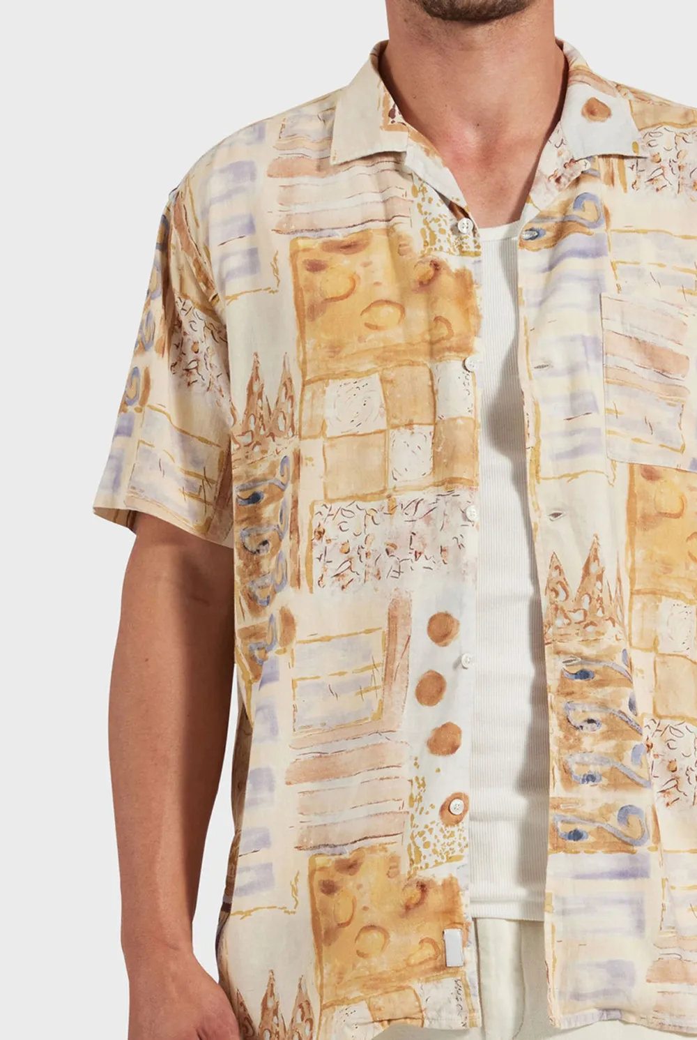 Lightweight Short Sleeve Casual Button Down Shirt