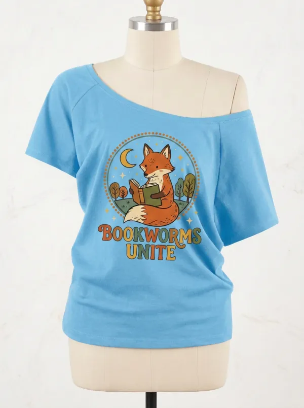 Bookworm Reader Fox Off-Shoulder T-Shirt