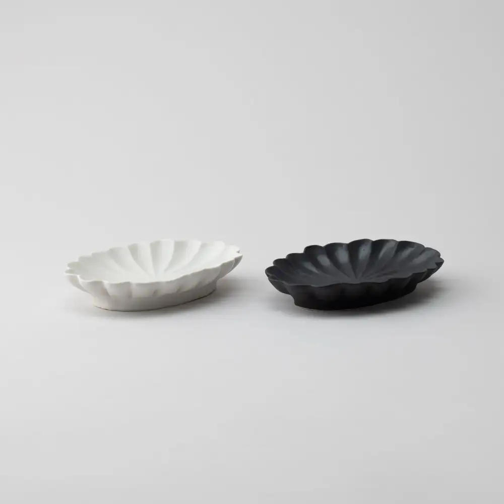 Chrysanthemum Chrysanthemum-Shaped Oval Sauce Plate