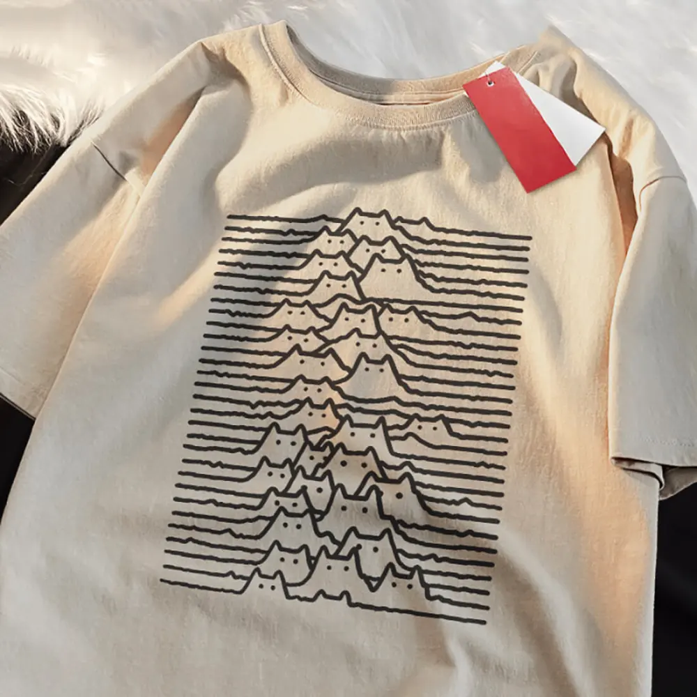 Cat Mountain Graphic T-Shirt